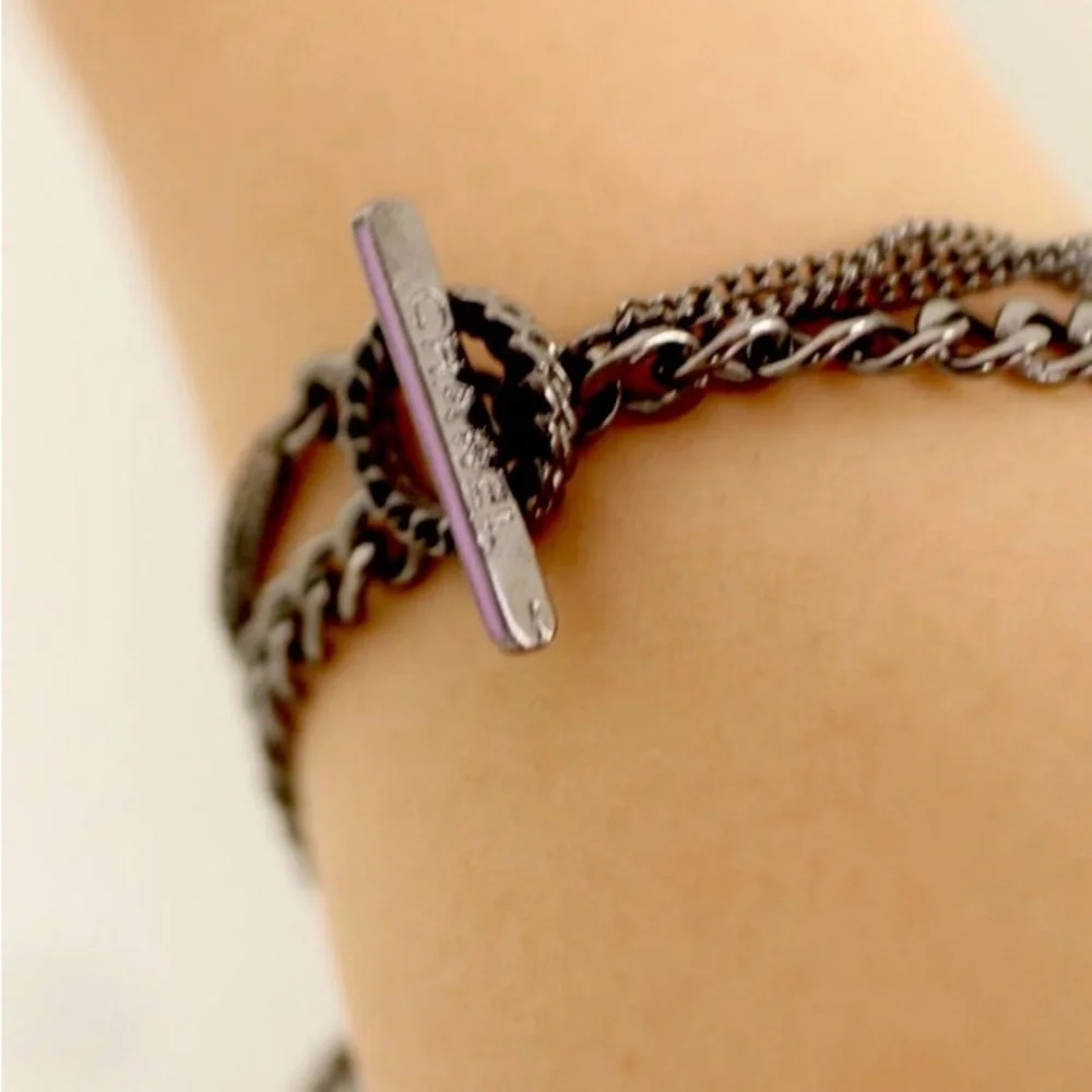 🖤 CC ⛓️ C H A N E L 🪩 Charm (Multi🍬 Chain/Color)Bracelet 💜💟